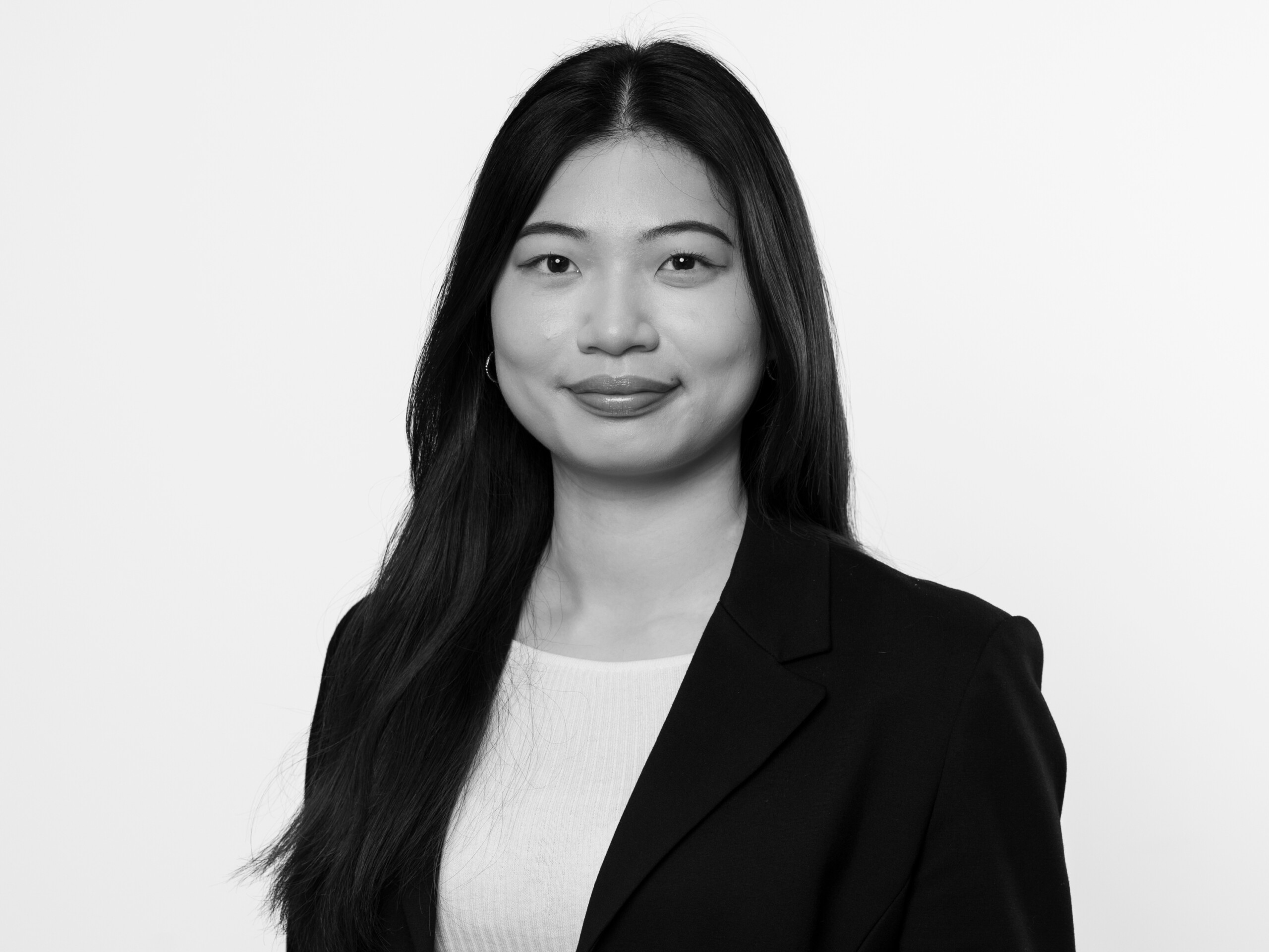 Virginia Hong